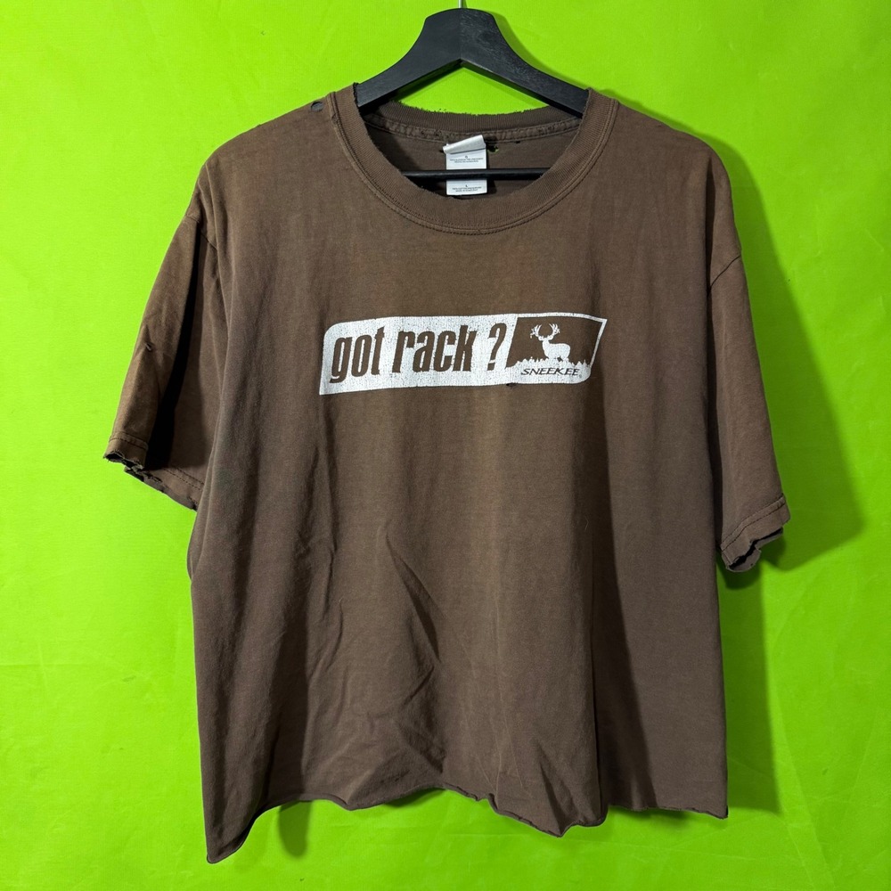 Sneekee Got Rack Deer Hunting Graphic Shirt Brown Distressed Y2K Large VTG